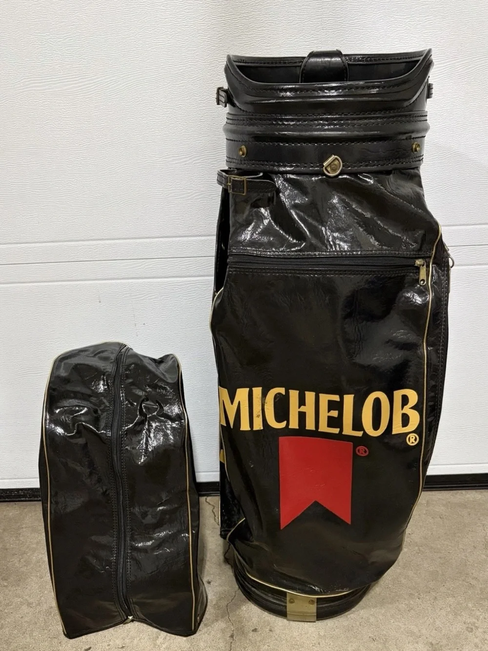 VINTAGE MICHELOB Black Faux Leather Carry Golf Bag 35